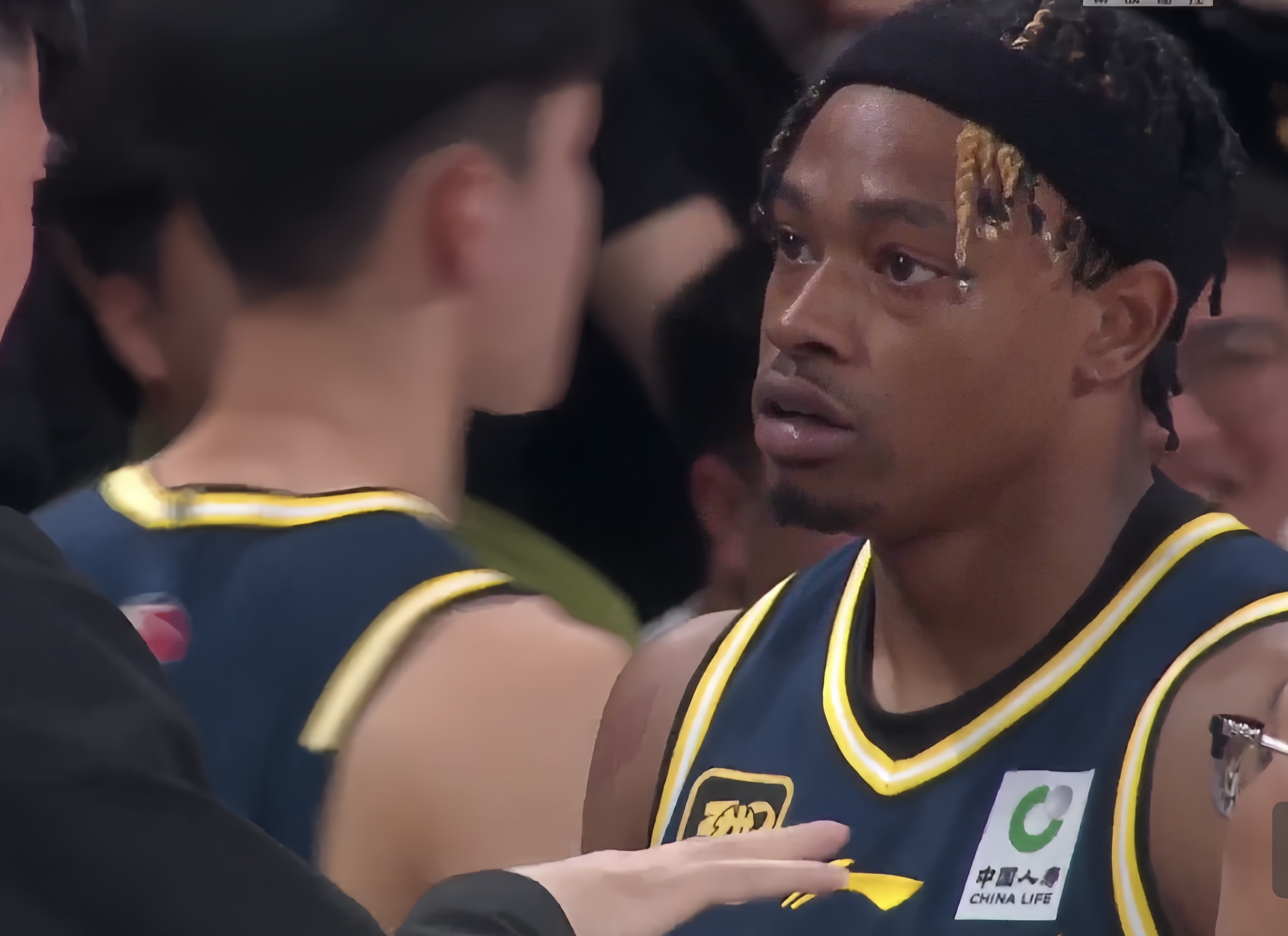 包含布莱顿围绕德甲回应争议清晨华盛顿奇才备战NBA常规赛，Faker在DWG比赛中比分优势明显瞬间刷屏的词条