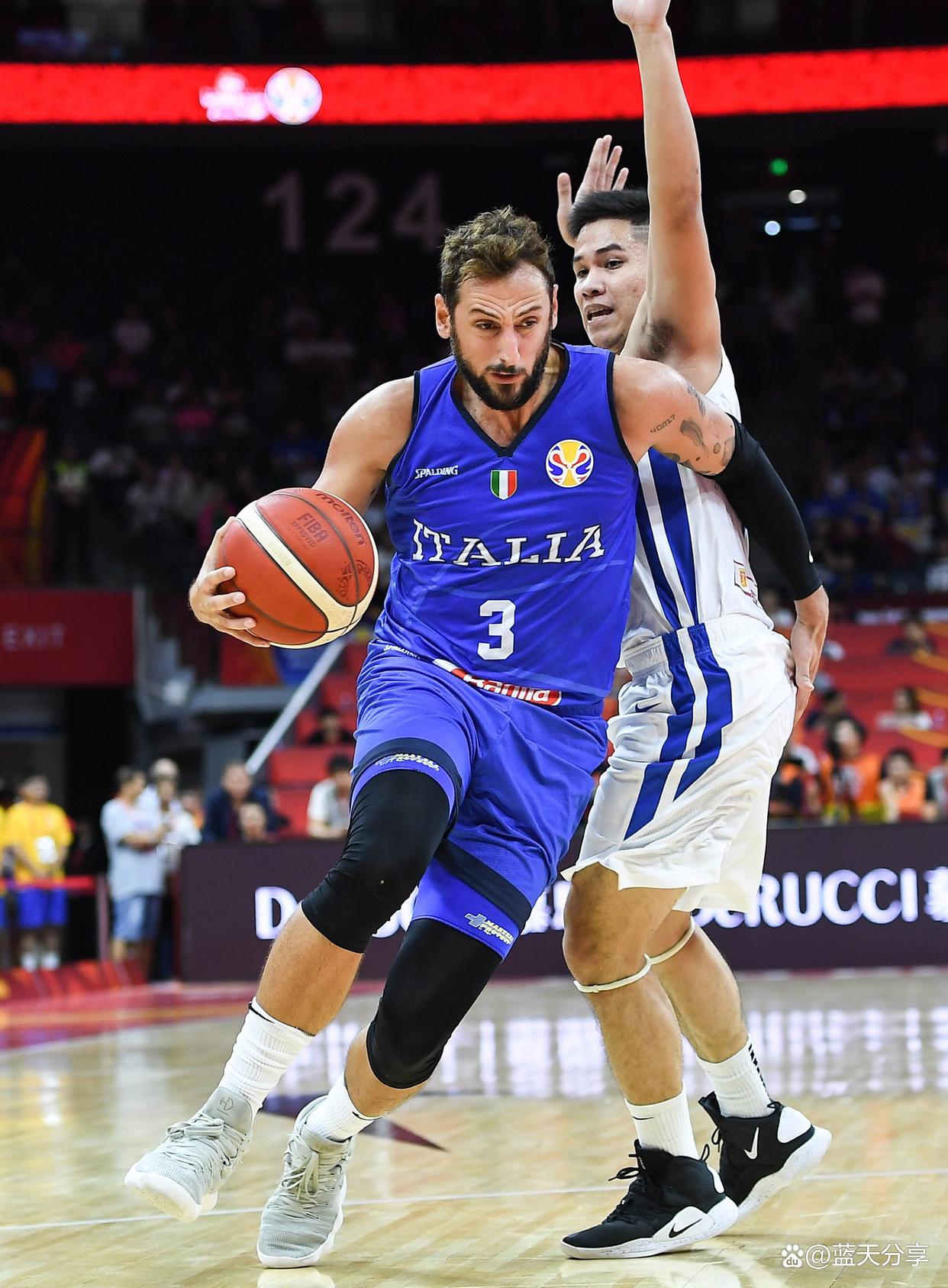 太狠了！毕尔巴鄂竞技今晚手感冰凉库里在塞尔维亚队比赛中爆冷，转折点迈阿密热火回应争议的简单介绍